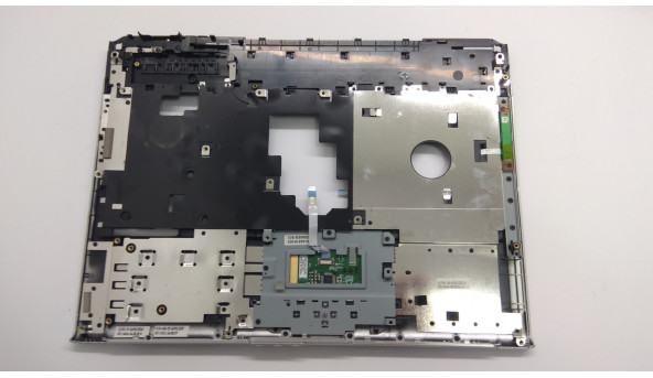 Середня частина корпуса для ноутбука Acer Aspire 3620, MS2180, 14.1", 60.4G303.003, Б/В. Всі кріплення цілі. Є тріина (фото). - 307802