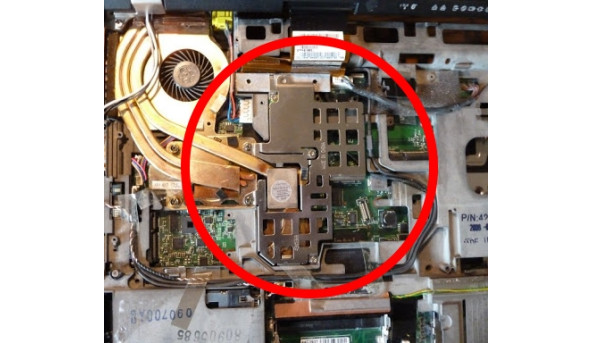 Кріплення радіатора системи охолодження для ноутбука Lenovo Thinkpad T500, W500, 45N5368, Б/В. В хорошому стані. - 307847