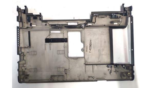 Кришка матриці корпуса для ноутбука  Fujitsu Amilo Pa 2548, 80-41262-01, 15.4", Б/В. Всі кріплення цілі.Є подряпини