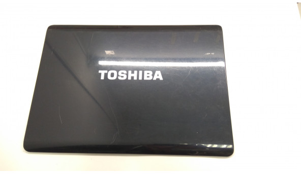 Кришка матриці корпуса для ноутбука Toshiba Satellite A200, 15.4", AP019000210, Б/В. Всі кріплення цілі.Без пошкоджень.Є подряпини та потертості.
