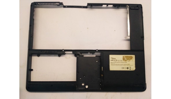 Нижня частина корпуса для ноутбука  Fujitsu Amilo Pi 2540, 15.4", Б/В. Всі кріплення цілі.Без пошкоджень