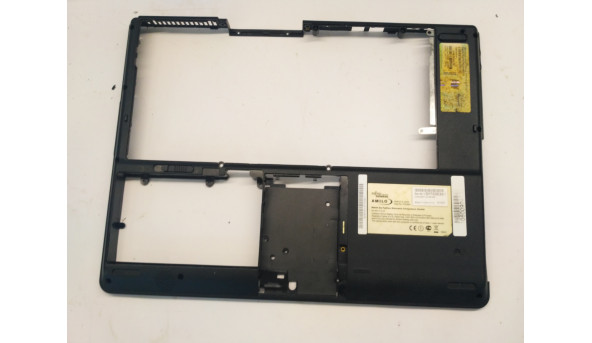 Нижня частина корпуса для ноутбука  Fujitsu Amilo Xi 2428, 15.4", 83GP55020-00, Б/В. Всі кріплення цілі.Без пошкоджень