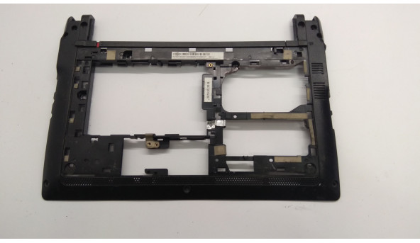 Нижня частина корпуса для ноутбука Acer Aspire One D255, 10.1", AP0F3000100, Б/В. Всі кріплення цілі.Без пошкоджень.