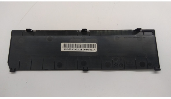 Сервісна кришка батареї для ноутбука ASUS N51T, 13N0-57A0A02, Б/В. В хорошому стані, без пошкоджень. Є подряпини та потертості. - 308004