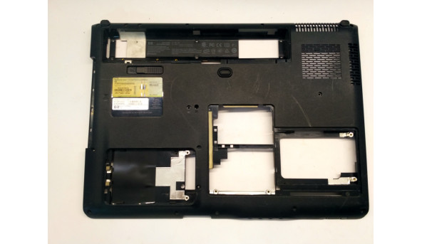 Нижня частина корпуса для ноутбука HP Pavilion dv9500, dv9685eo, 17.0", 448308-001, Б/В. Є пошкоджені кріплення(фото)