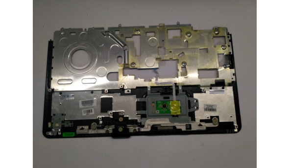 Середня частина корпуса для ноутбука HP Pavilion dv9700, dv9812eo, 17.0", 448011-001, Б/В. Кріплення всі цілі.Відсутня верхня панель - 308058