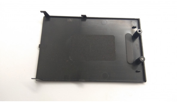 Сервисная крышка для ноутбука Asus M6000, Б / У. В хорошем состоянии, без повреждений. Есть царапины и потертости.