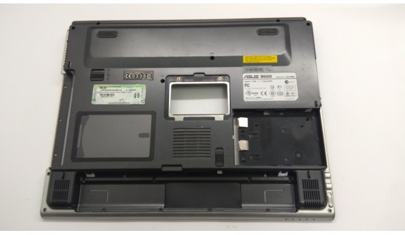 Нижняя часть корпуса для ноутбука Asus M6000, 15 4 ", 13-N951AP191, Б / У. Все крепления целые. Без повреждений.