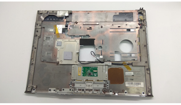 Середня частина корпуса для ноутбука Acer TravelMate 4100, ZL3, 15.0", EAZL1003033, Б/В. Всі кріплення цілі. Є тріщина (фото). - 308069