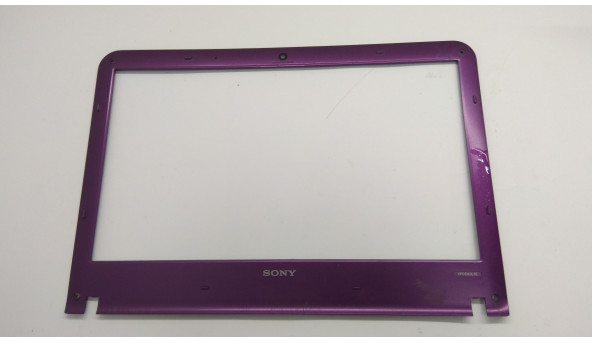 Рамка матрицы корпуса для ноутбука Sony VPCEA3L1E, 14 0 ", 012-810A-2972-B, Б / У. Сломанное одно крепление (фото).