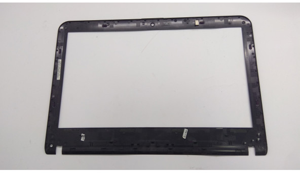 Рамка матрицы корпуса для ноутбука Sony VPCEA3L1E, 14 0 ", 012-810A-2972-B, Б / У. Сломанное одно крепление (фото). - 308072