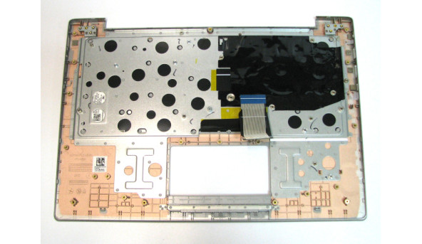 Средняя часть корпуса для ноутбука Lenovo ThinkPad T410i, 14 1 ", Б / У. Все крепления целые. Без повреждений. - 308081