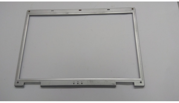 Рамка матрицы корпуса для ноутбука Fujitsu Amilo L7310W, 15 4 ", 340680900038, Б / У. Все крепления целые. Без повреждений.