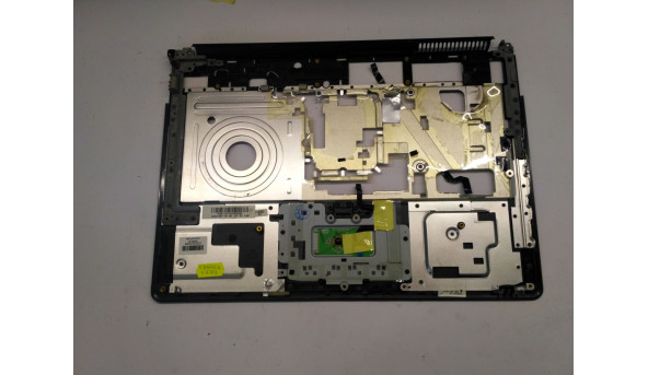 Середня частина корпуса для ноутбука HP Compaq Presario V6000, 15.4", 454170-001, Б/В. Кріплення всі цілі. Відсутня верхня панель та кнопки тачпаду(фото) - 308096