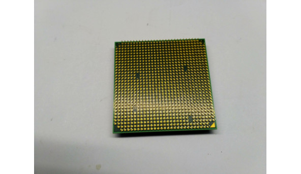  Процесор AMD Athlon 64 X2 4000+, 2x512 МБ кеш-пам'яті, тактова частота 2.10 ГГц , ADO4000IAA5DD , Б/В. В хорошому стані