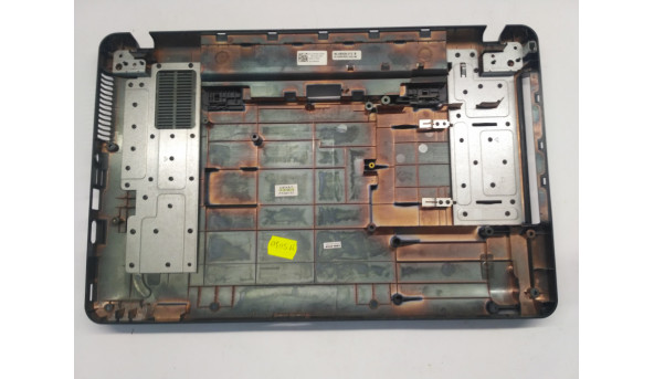 Нижняя часть корпуса для ноутбука Dell Inspiron M5030, 15 6 ", 60 4EM24. 002, Б / У. Все крепления целые. Без повреждений.