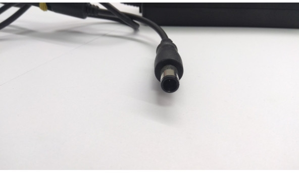 Зарядка для ноутбука Hootoo, Input: 100-240V-2. 0A, 50-60Hz, Output: 19V-4. 74A - 308180
