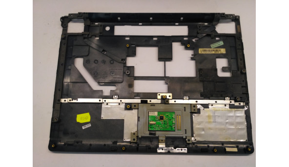 Середня частина корпуса для ноутбука Toshiba SATELLITE A210-199, PSAFGE-05M010RU, V000101770, 15.4", Б/В. Кріплення всі цілі. Без пошкоджень, відсутня верхня частина - 308186