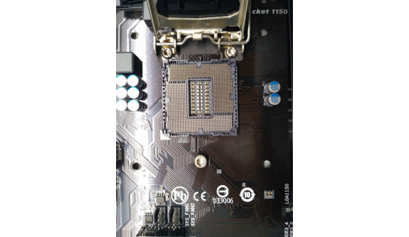 Материнська плата для персонального комп'ютера GIGABYTE GA-H97-HD3, rev.1.0, Socket 1150, нова, робоча, не працюють 2 слоти оперативної пам'яті(фото). - 308350