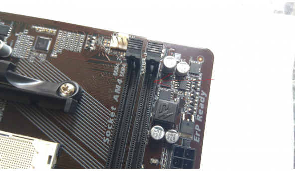 Материнська плата для ПК Gigabyte GA-AB350M-DS2, Rev:1.0, Socket AM4, Протестована, робоча. Не працює один роз'єм DDR4_1. - 308354