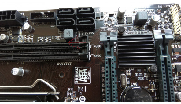 Нова материнська плата для ПК GIGABYTE GA-H110M-D2P, rev.1.0, аналог GA-H110M-S2HP, Socket 1151, протестована, робоча, не працює один роз'єм DDR4_2 (фото). - 308377