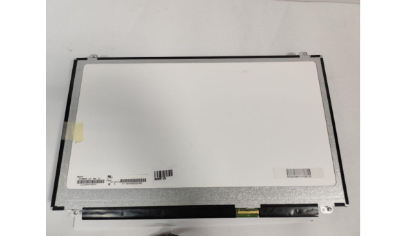 Матриця INNOLUX, N156BGE-L41 REV.C2, 15.6", 1366x768, LED, б/в, Є мінімальні подряпини які на роботу не впливають, при зміні кольорів на синьому колірі появились полоски (фото) - 308455