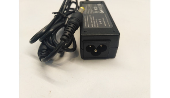 Зарядка, блок живлення Model: GA40SC2-1902100, Input: 100-240V AC ~50-60Hz, Output: 19V-2.1A, Оригінал, нова - 308551