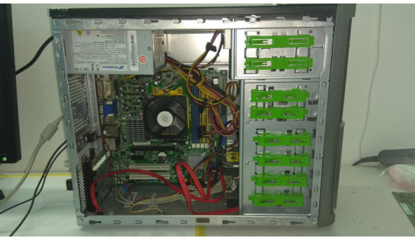 Брендовий Системний блок Acer M420, Материнська плата Acer RS780DV. Процесор Dual Core AMD Athlon 4850B, 2500Mhz. Жорсткий диск Seagate 160gb. Оперативна пам'ять DDR2, 4gb. Б/В