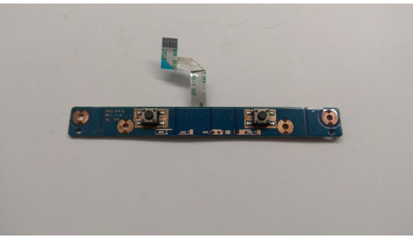 Плата з кнопками тачпаду для ноутбука Samsung RV711, NP-RV711, BA92-07336A, Б/В. В хорошому стані, без пошкодення.