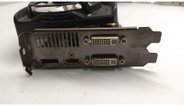Відеокарта Gigabyte Radeon HD5850, 1024MB, GDDR5, GV-R5850C-1GD,  Rev:1.0, 256-bit, PCI-Express x16 2.х.  Не робоча, в ремонті не була, присутні незначні сліди залиття.