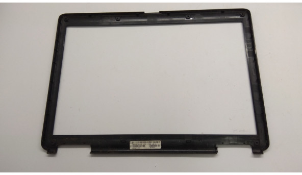 Рамка матриці корпуса для ноутбука Toshiba Satellite L40-14B, 15.4", 13GNQA1AP020-3TB, Б/В. Всі кріплення цілі. Без пошкоджень. - 308789