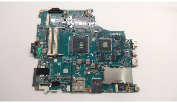 Материнська плата для ноутбука Sony Vaio VPCF1, 1P-0107J00-8011, Rev:1.1, Б/В.  Не стартує, є сліди прогріву та пошкоджений роз'єм ОЗП (фото).