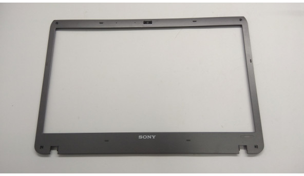 Рамка матриці корпуса для ноутбука Sony Vaio VPCF1, 16.4", 012-100A-2643-B, Б/В. Всі кріплення цілі. Без пошкоджень.