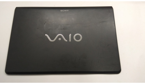 Кришка матриці корпуса для ноутбука Sony Vaio VPCF1, 16.4", 012-310A-2644-A, Б/В. Всі кріплення цілі. Без пошкоджень. Є подряпини.