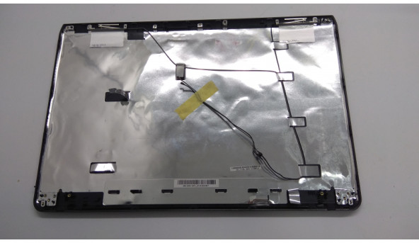 Кришка матриці корпуса для ноутбука Sony Vaio VPCF1, 16.4", 012-310A-2644-A, Б/В. Всі кріплення цілі. Без пошкоджень. Є подряпини. - 308798