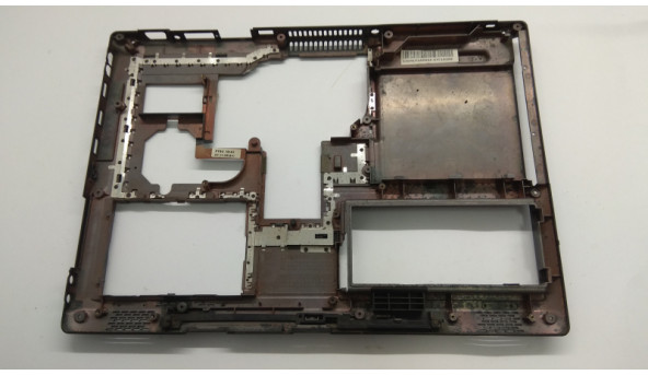 Нижня частина корпуса для ноутбука Asus F5SL, 15.4", 13GNLF1AP054, Б/В. Всі кріплення цілі. Без пошкоджень. - 308823