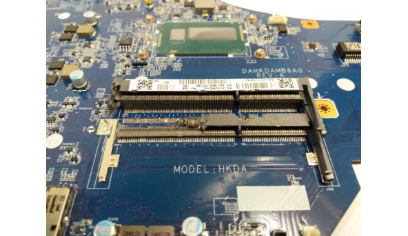 Материнська плата для ноутбука Sony Vaio SVF153A2TT SVF153A SVF153 DAHKDAMB6A0, Rev:A, Б/В. Стартує, не виводить зображення, пошкоджено роз'єми Ram, HDD (фото). Процесор: INTEL Core i5-4200U, SR170, Відео: NVIDIA N14P-GV2-S-A1 GeForce GT740M, - 308890