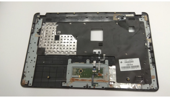 Середня частина корпуса для ноутбука HP 630, 15.6", 646845-001, Б/В. Всі кріплення цілі. Присутні сліди корозії. - 308926