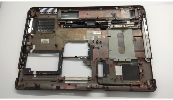 Нижня частина корпуса для ноутбука HP Pavilion dv9000, dv9728cl, 17.0", 466035-001, Б/В. Всі кріплення цілі. Без пошкоджень. - 308970