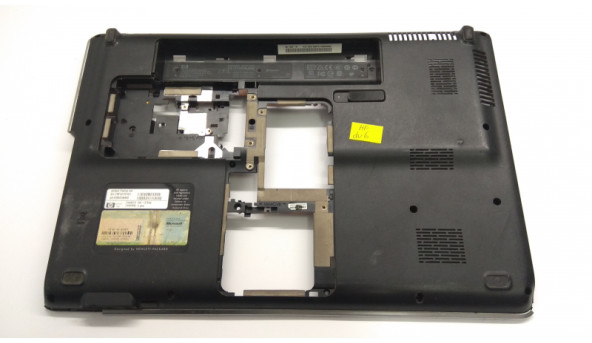Нижня частина корпуса для ноутбука HP Pavilion dv6, dv6-1215ew, 15.6", 532737-001 Б/В. Всі кріплення цілі. Відсутня накладка фото. Та пошкоджена решітка.