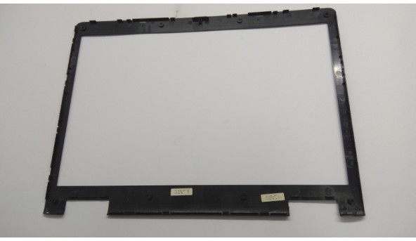 Рамка матриці корпуса для ноутбука Fujitsu Amilo A1650G, 15.0", 41.b302.001, Б/В. Всі кріплення цілі. Без пошкоджень. - 309014