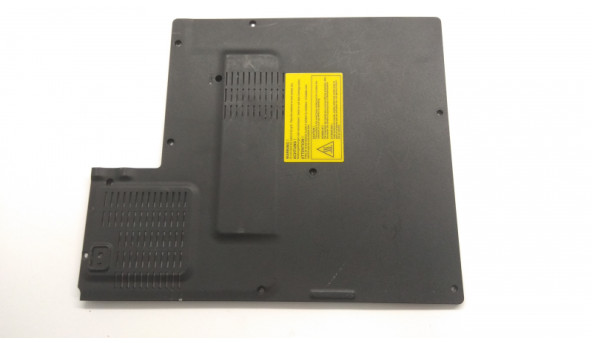 Сервісна кришка для ноутбука Fujitsu Amilo Li 1818, 83GL700900-00, Б/В. В хорошому стані, без пошкоджень. Є подряпини та потертості.