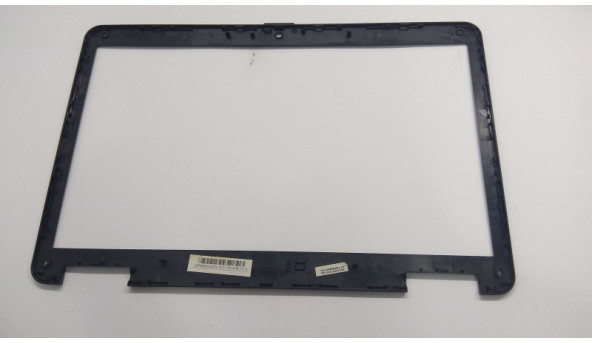 Рамка матриці корпуса для ноутбука Emachines E725, 15.6", AP06R000D00, Б/В. Всі кріплення цілі. Без пошкоджень. - 309135