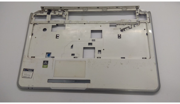 Середня частина корпуса для ноутбука Packard Bell TJ68, 15.6", WIS604GH03002, Б/В. Всі кріплення цілі. Без пошкоджень. Відсутня верхня панель.