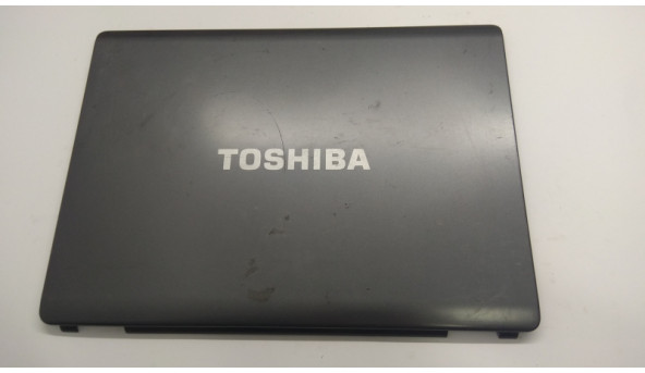 Кришка матриці корпуса для ноутбука Toshiba Satellite L300-11M, 15.4", V000131300, Б/В. Всі кріплення цілі. Без пошкоджень.