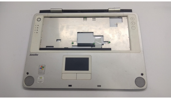 Середня частина корпуса для ноутбука Toshiba Satellite SP10-554, 15.4", APAL003J00, Б/В. Всі кріплення цілі. Без пошкоджень.