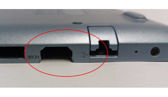Нижня частина корпуса для ноутбука Lenovo 520-15IKB, FA13R0004X0, Б/В. Має пошкодження (фото) - 309174