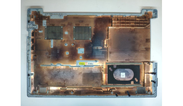 Нижня частина корпуса для ноутбука Lenovo 520-15IKB, FA13R0004X0, Б/В. Має пошкодження (фото) - 309174