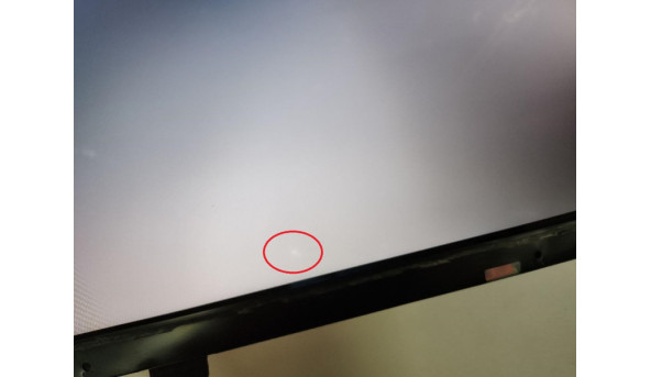 Матриця SAMSUNG, LTN156AT35-H01, 15.6'', LCD, HD 1366x768, 40-pin, Slim, б/в, Є засвіт, сліди від влавіатури, та правий бік має потемніння - 309184