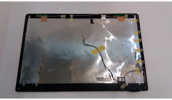 Кришка матриці корпуса для ноутбука Asus N77V, 17.3", 13N0-G5A0211, Б/В. Немає лівої заглушки завіс, подряпини та потертості (фото). - 309217